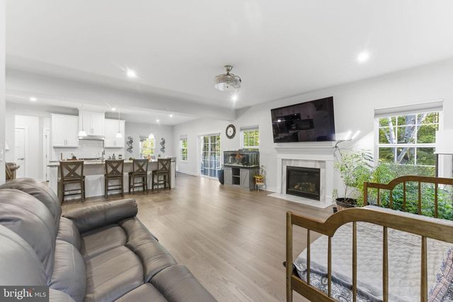 100 DETERMINATION DR, Stafford, VA 22554