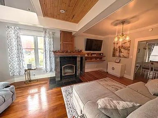 602 S Oak Street, Lake City, MN 55041