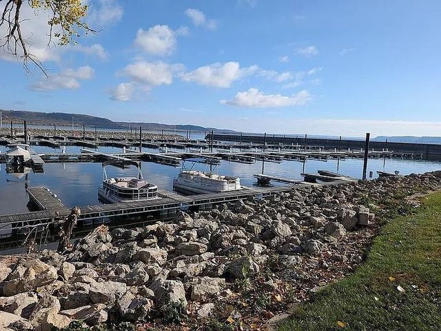 602 S Oak Street, Lake City, MN 55041