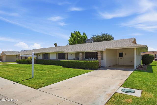 10411 W Prairie Hills Circle W 22, Sun City, AZ 85351