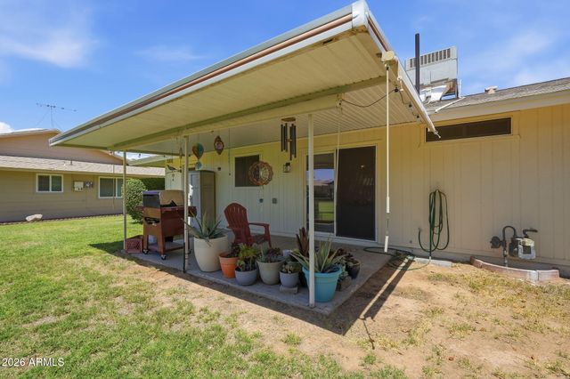 10411 W Prairie Hills Circle W 22, Sun City, AZ 85351