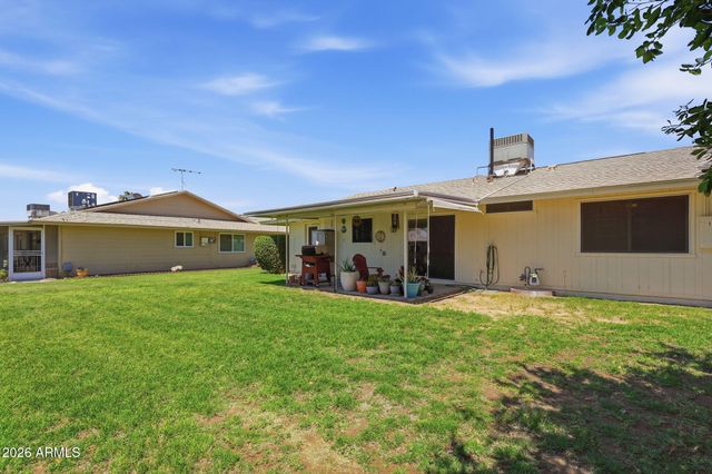10411 W Prairie Hills Circle W 22, Sun City, AZ 85351