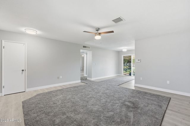 10411 W Prairie Hills Circle W 22, Sun City, AZ 85351