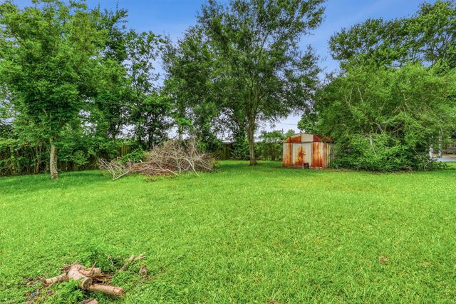 1323 W Donovan Street, Houston, TX 77091