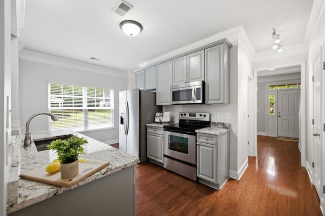9000 Rigden Mill Dr, Nashville, TN 37211
