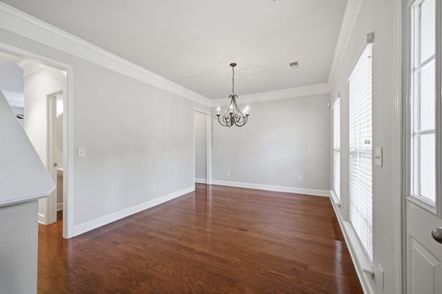 9000 Rigden Mill Dr, Nashville, TN 37211