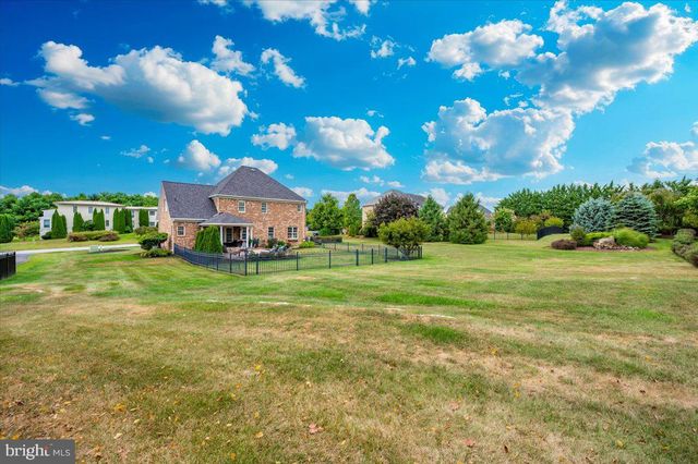 11013 SHALOM LN, Hagerstown, MD 21742