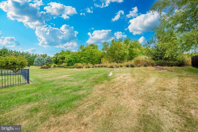 11013 SHALOM LN, Hagerstown, MD 21742