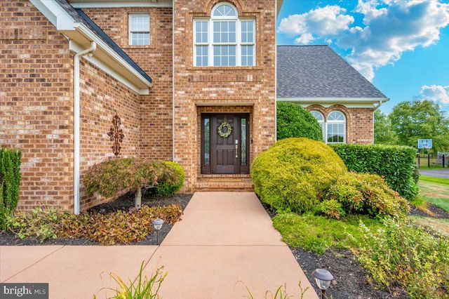 11013 SHALOM LN, Hagerstown, MD 21742