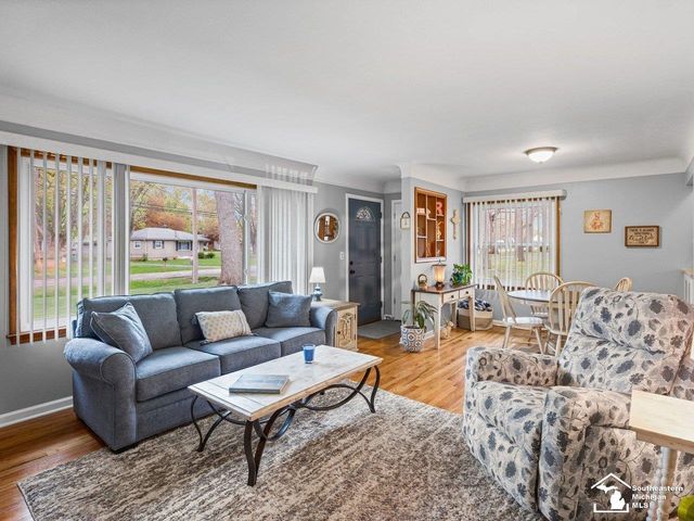 3481 Watkins Lake Road, Waterford Twp, MI 48328