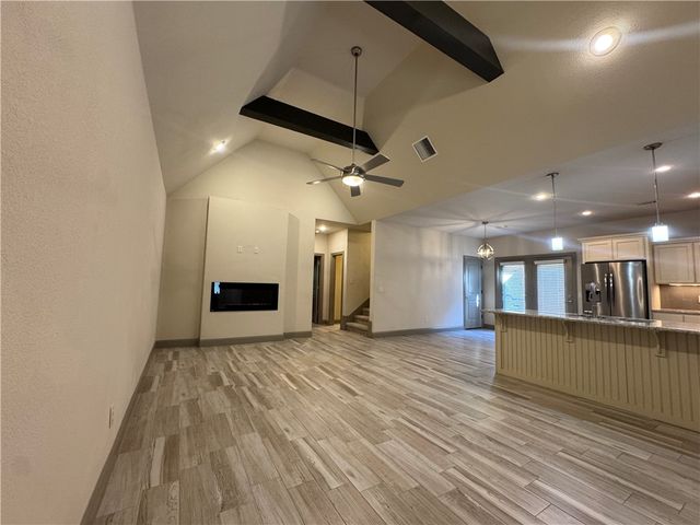 1802 SW Riverstone Road, Bentonville, AR 72713