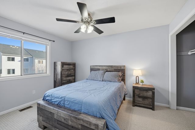 84 Staffordshire Commons Drive 84, Wallingford, CT 06492