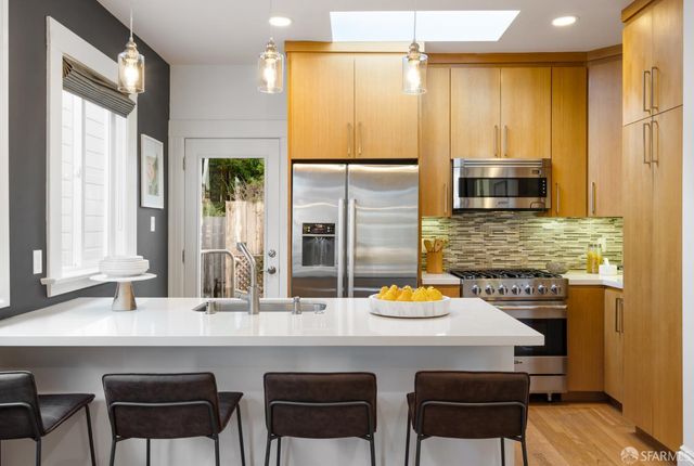 214 Eureka Street, San Francisco, CA 94114