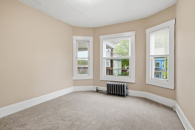 57-59 Pomona St, Springfield, MA 01108