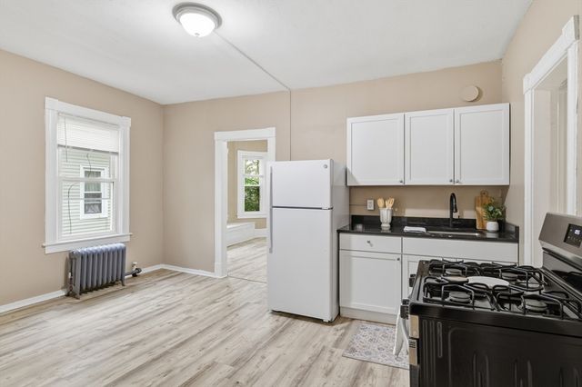 57-59 Pomona St, Springfield, MA 01108