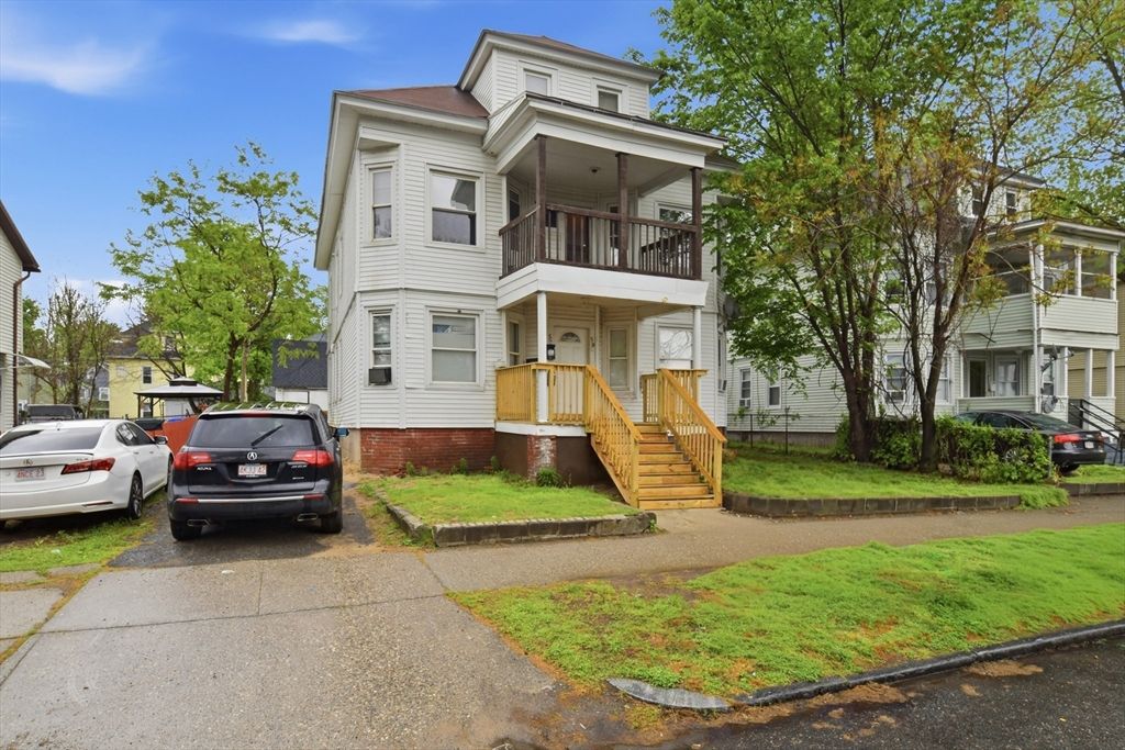 57-59 Pomona St, Springfield, MA 01108