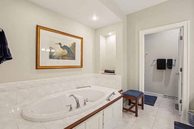 1 Settler Hill Circle, Madison, WI 53717