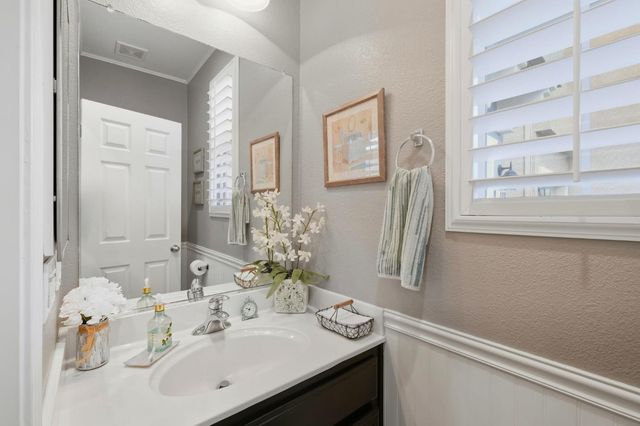 8890 Wheelton Rd, Elk Grove, CA 95624