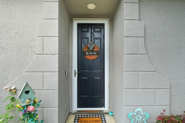 8890 Wheelton Rd, Elk Grove, CA 95624