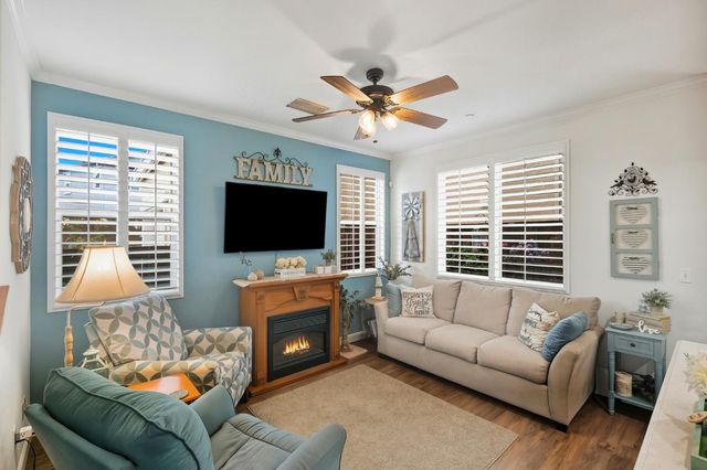 8890 Wheelton Rd, Elk Grove, CA 95624