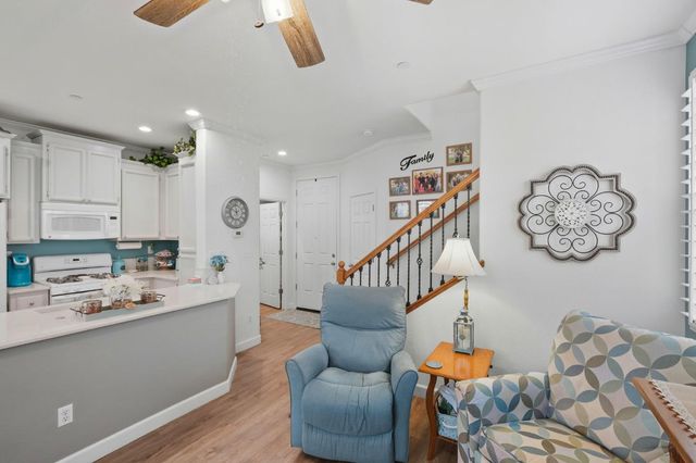 8890 Wheelton Rd, Elk Grove, CA 95624