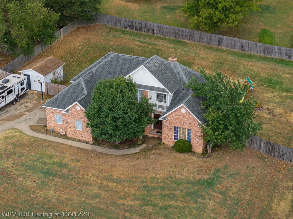 3201 Rosewood Lane 3201 Rosewood Lane