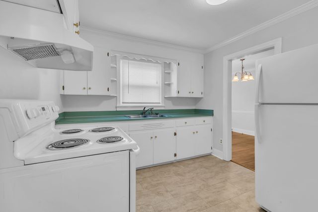 208 Hickory Dr, Shelbyville, TN 37160