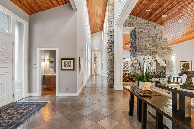 52 Timberhill Dr, Sewickley Heights, PA 15143