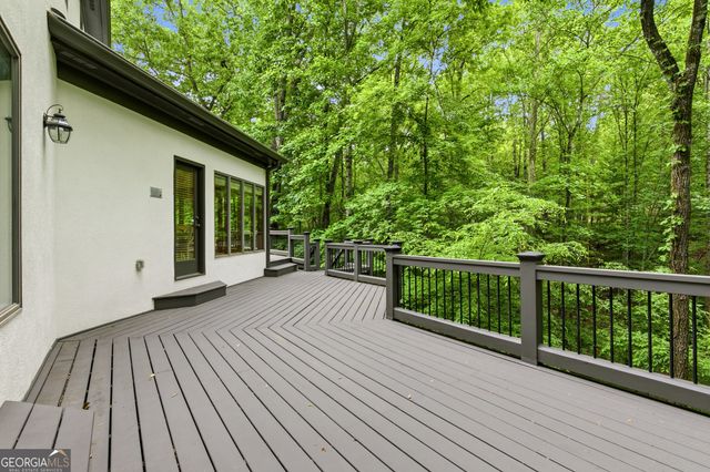 2175 River Cliff Drive, Roswell, GA 30076