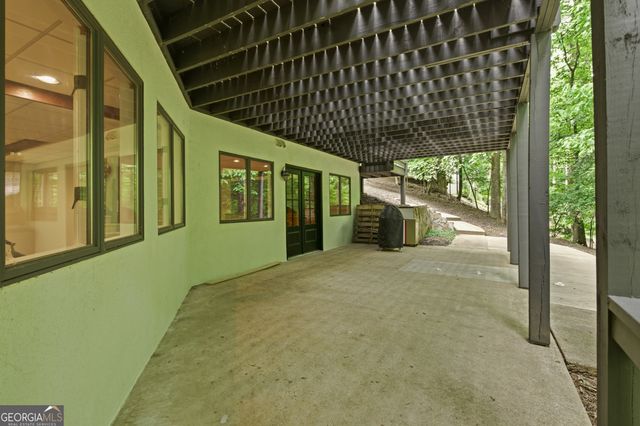 2175 River Cliff Drive, Roswell, GA 30076
