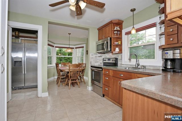 191 4th Avenue, Westwood, NJ 07675