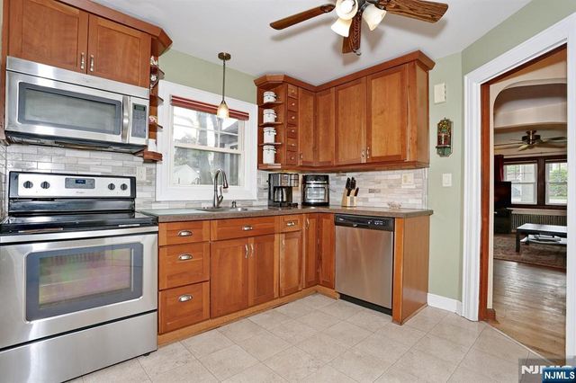 191 4th Avenue, Westwood, NJ 07675