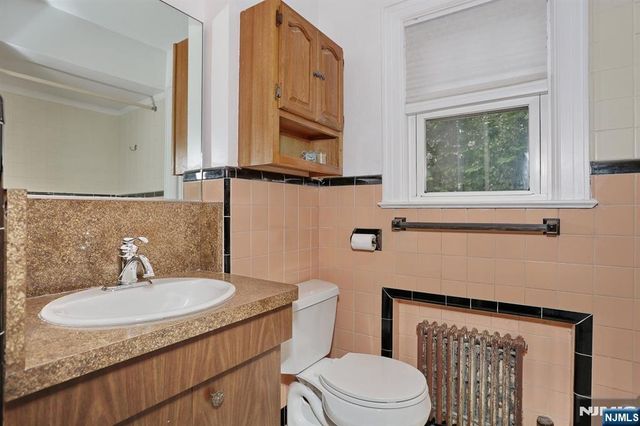 191 4th Avenue, Westwood, NJ 07675