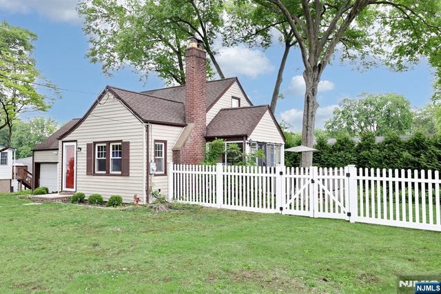 191 4th Avenue, Westwood, NJ 07675
