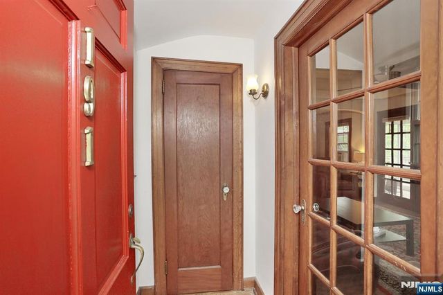 191 4th Avenue, Westwood, NJ 07675