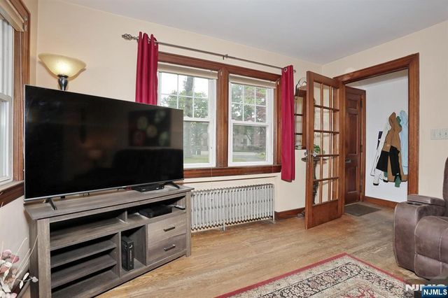 191 4th Avenue, Westwood, NJ 07675