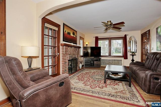 191 4th Avenue, Westwood, NJ 07675