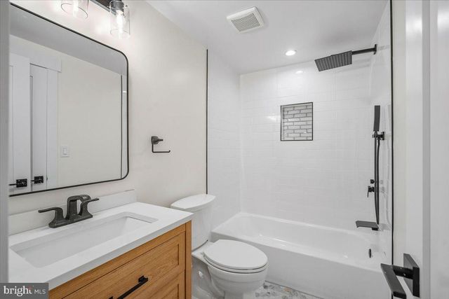 800 ELDER ST NW, Washington, DC 20012