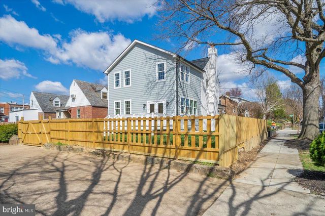 800 ELDER ST NW, Washington, DC 20012