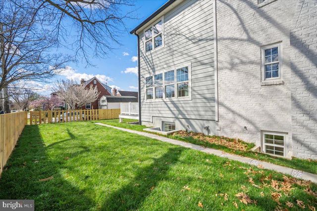 800 ELDER ST NW, Washington, DC 20012