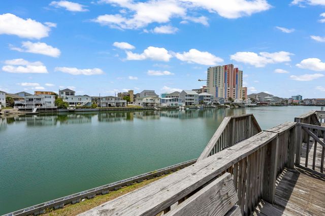 310 37th Ave. N, North Myrtle Beach, SC 29582