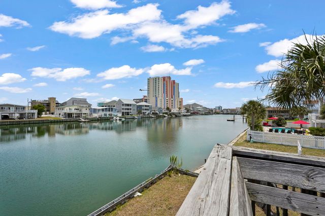 310 37th Ave. N, North Myrtle Beach, SC 29582