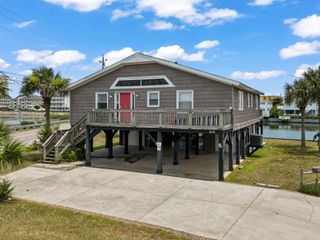 310 37th Ave. N, North Myrtle Beach, SC 29582