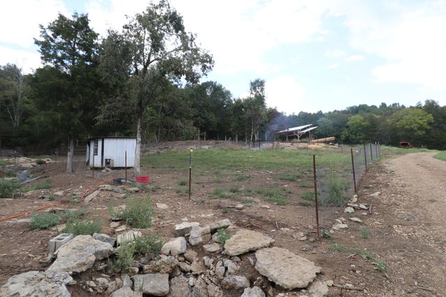 1100 Snake Hollow Rd, Hartsville, TN 37074