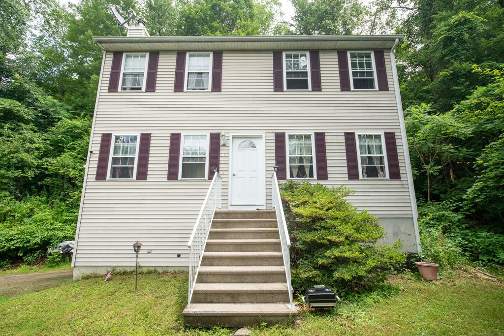 82 Pleasant Street, Thomaston, CT 06787