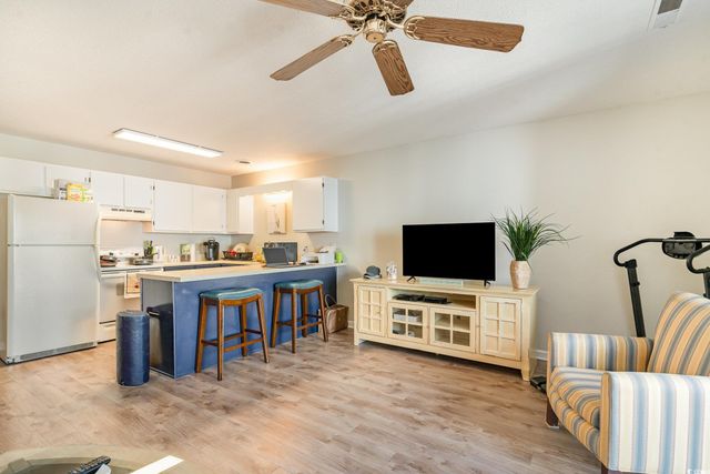 1891 Colony Dr Apt 13D, Surfside Beach, SC 29575