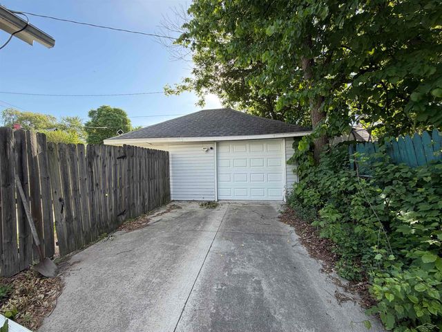 903 Marsac Street, Bay City, MI 48708