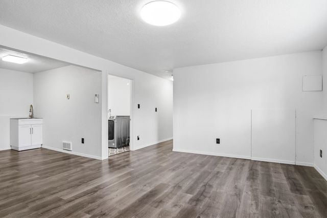 5007 N Darin Rd, Otis Orchards, WA 99027