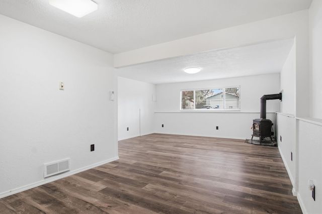 5007 N Darin Rd, Otis Orchards, WA 99027