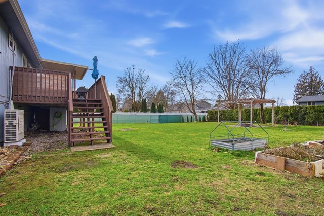 5007 N Darin Rd, Otis Orchards, WA 99027